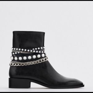 ZARA LOW HEELED PEARL CHAIN ANKLE BOOTS